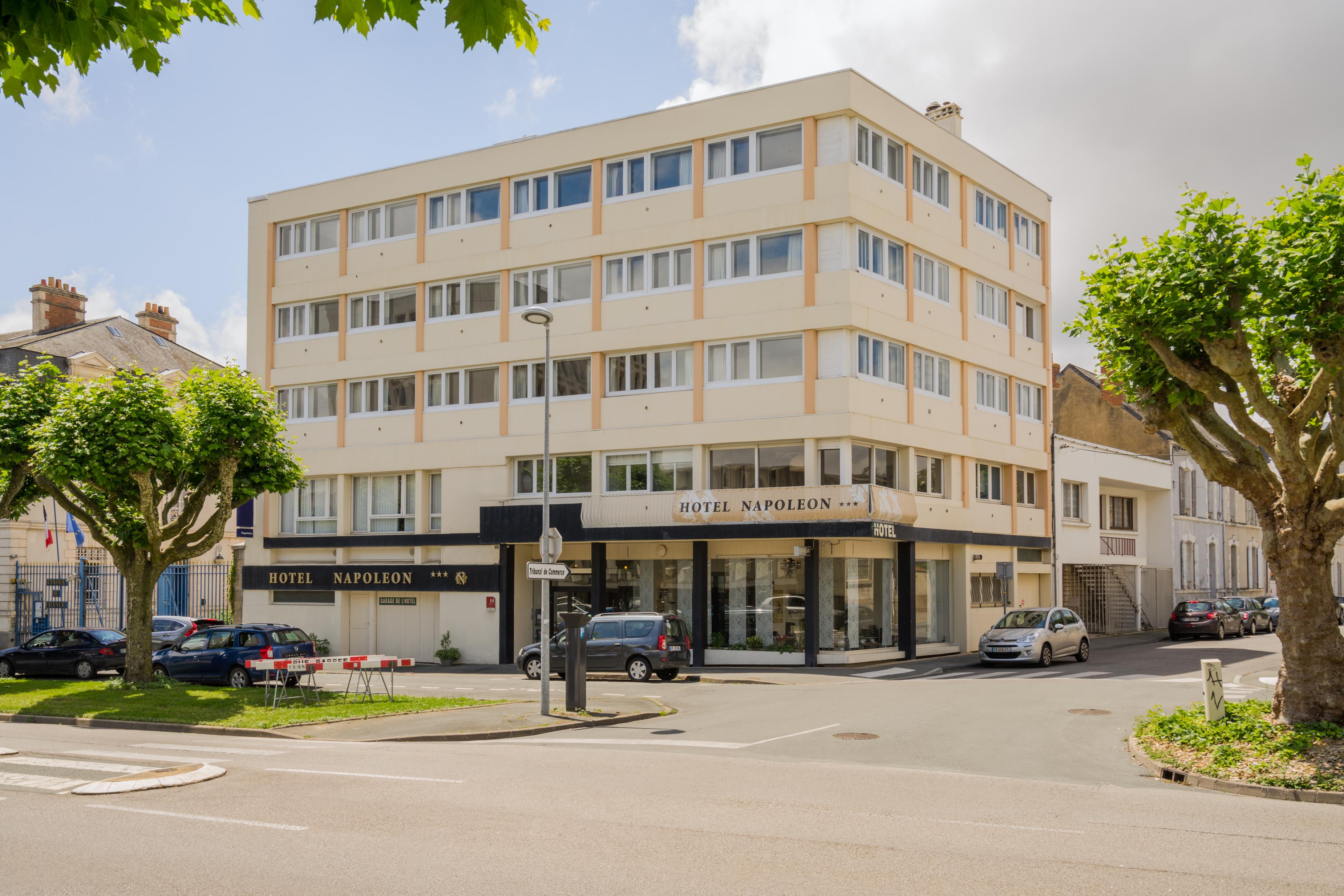 The Originals City, Hotel Napoleon, La Roche-Sur-Yon Exterior foto